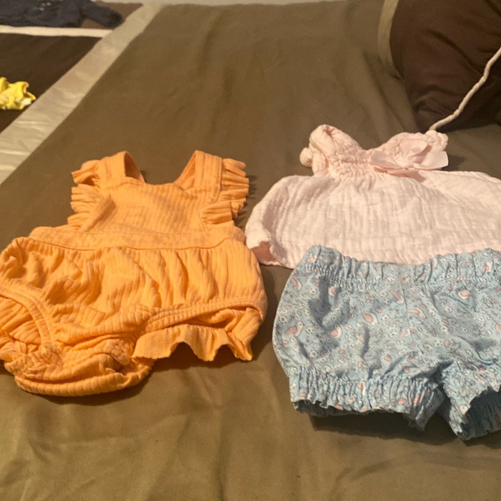 Newborn clothing